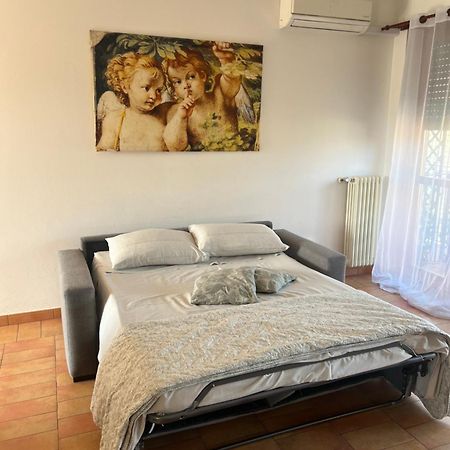 Appartamento Peschiera - Zona Ospedale Pederzoli Peschiera del Garda Buitenkant foto