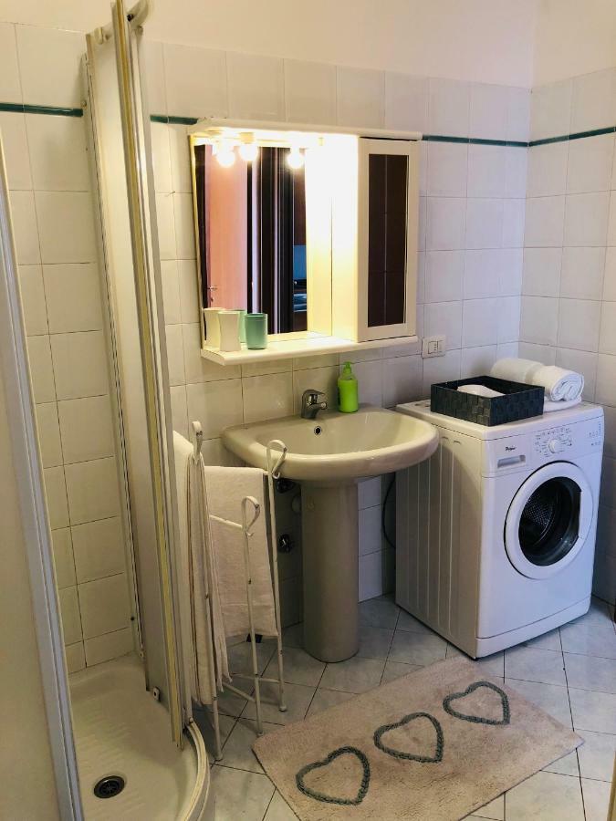 Appartamento Peschiera - Zona Ospedale Pederzoli Peschiera del Garda Buitenkant foto