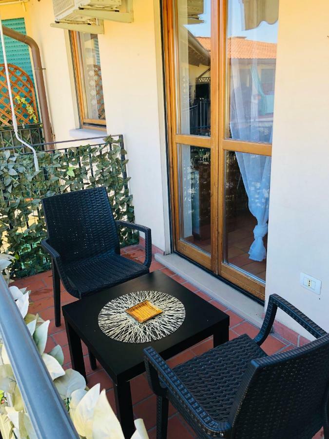 Appartamento Peschiera - Zona Ospedale Pederzoli Peschiera del Garda Buitenkant foto