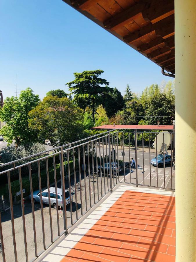 Appartamento Peschiera - Zona Ospedale Pederzoli Peschiera del Garda Buitenkant foto